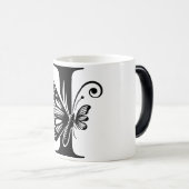 I Alphabet black butterfly モーフィングマグカップ (正面右)