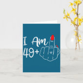 I Am 49 Plus 1 Middle Finger Funny 50th Birthday W カード (黄色い花)