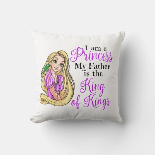 I am a princess Rapunzel throw pillow クッション (正面)