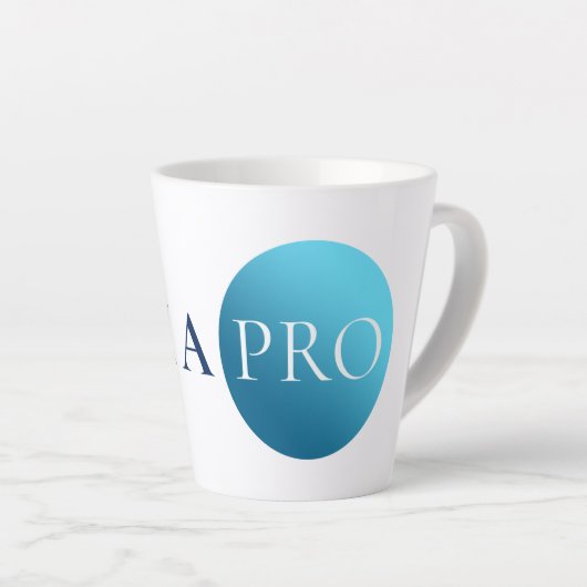 I AM A PRO | Bold Minimalist Blue Circle Mug カフェラテマグ (右アングル)
