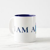 I AM A PRO | Bold Minimalist Blue Circle Mug ツートーンマグカップ (正面左)