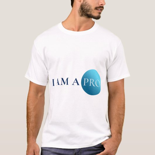 I AM A PRO | Empowerment Minimalist Tシャツ (正面)