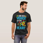I Am Her Voice She Is My Heart Autism Awareness Da Tシャツ (正面フル)
