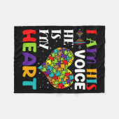 I Am His Voice He Is My Heart Autism Awareness Mom フリースブランケット (正面(横))