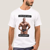 I am in my 40's and JACKED!!! Tシャツ (正面)
