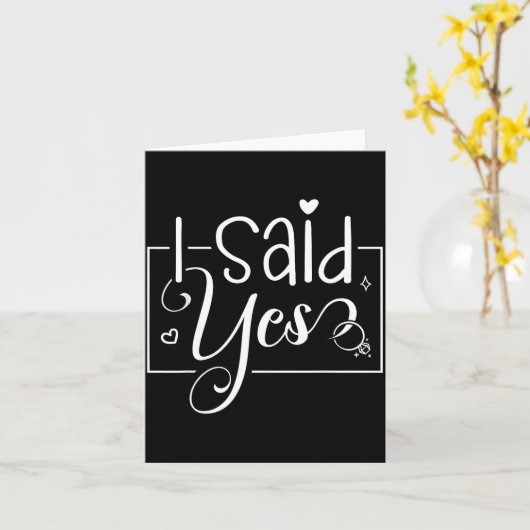 I Asked I Said Yes Engagement Reveal Announcement  カード (黄色い花)