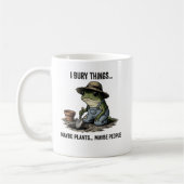I Bury Things Maybe Plants Maybe People Mug コーヒーマグカップ (左)