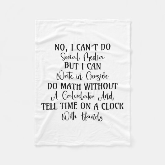 I Can't Do Social Media But Hilarious Quotes フリースブランケット (正面)