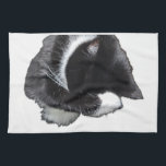 I Can't Even Right Meow キッチンタオル<br><div class="desc">Introducing Binx... This humorous image features a black-and-white tuxedo cat curled up with one paw dramatically covering his face, as if he has completely given up on the day. With his head tucked down and eyes hidden, the cat looks adorably fed up—like he just heard the most ridiculous thing imaginable...</div>