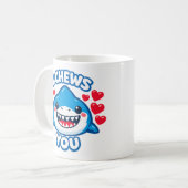 I Chews You Funny Shark Valentine コーヒーマグカップ (正面左)