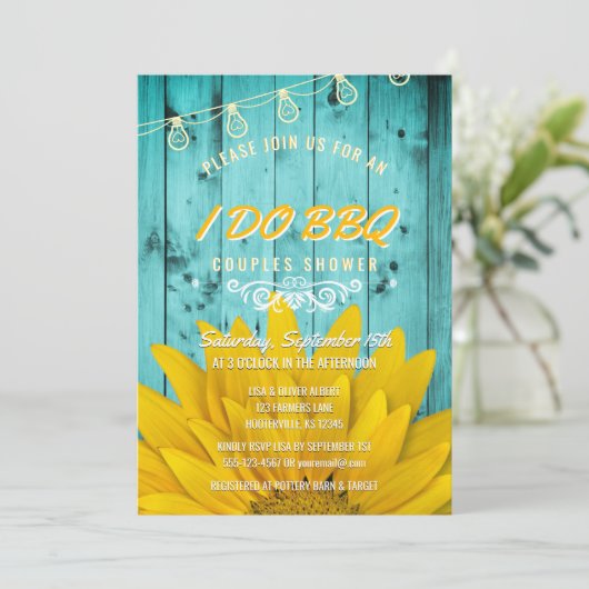 I Do BBQカップルシャワーひまわり素朴ティール（緑がかった色） 招待状 (スタンド正面)