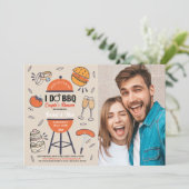 I DO BBQ カップルシャワーのエンゲージメントフォトガーデン 招待状 (スタンド正面)