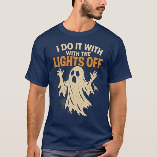I DO IT WITH THE LIGHTS OFF Tシャツ (正面)