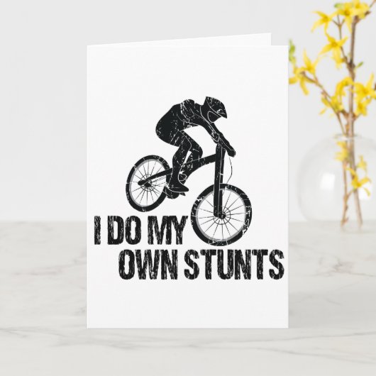 I Do My Own Stunts Downhill Biking Funny カード (黄色い花)