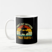 I Don't Eat Anything That Farts World Vegetarian D コーヒーマグカップ (左)