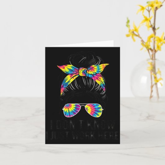 I Don't Know I Just Work Here Funny Sarcasm Quotes カード (黄色い花)