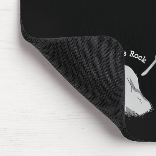 I Don't Like This Rock Funny Marcus The Worm Meme  マウスパッド (コーナー)