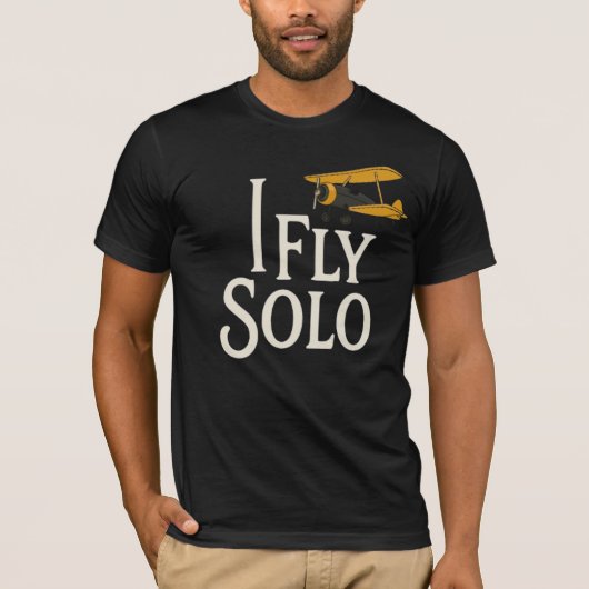 I Fly Solo ：無限の自由 Tシャツ (正面)
