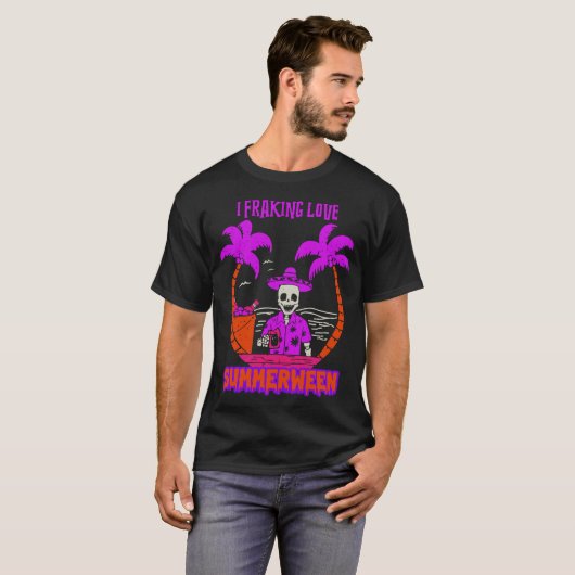 I Freaking Love Summerween Funny Skeleton Drinking Tシャツ (正面フル)