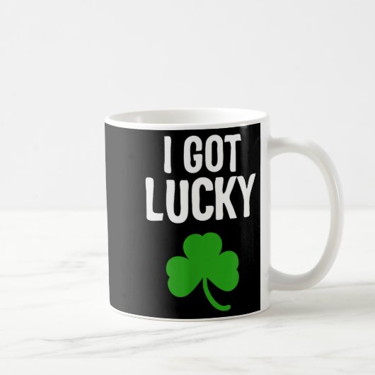 I Got Lucky Dad St Patricks Day Pregnancy Announce コーヒーマグカップ (右)