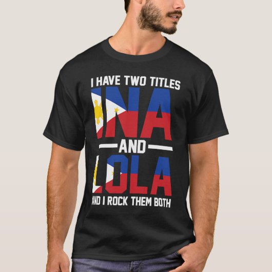 I have two titles Ina and Lola Oma Tシャツ (正面)