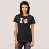 I Heart Canada  Fun Canadian Flag Canada Day Tシャツ (正面フル)