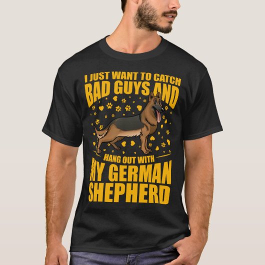 I just want to catch bad guys and hang out German  Tシャツ (正面)