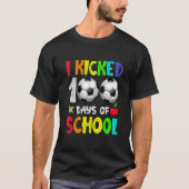 I Kicked 100 Days Of School 100th Soccer Player Ki Tシャツ (正面)