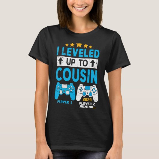 I Leveled Up To Cousin 2024 Gaming Soon To Be Cous Tシャツ (正面)