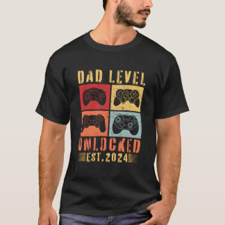 I Leveled Up To Dad 2024 Promoted To Daddy Level U Tシャツ