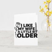 I Like My Wife A Little Bit Older Funny Saying Wom カード (黄色い花)