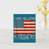 I Like My Wife A Little Bit Older Funny Saying Wom カード (黄色い花)