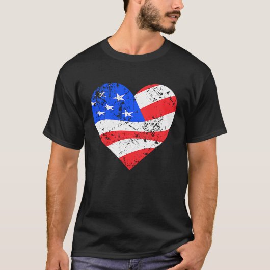 I Love America  Distressed USA flag heart Tシャツ (正面)
