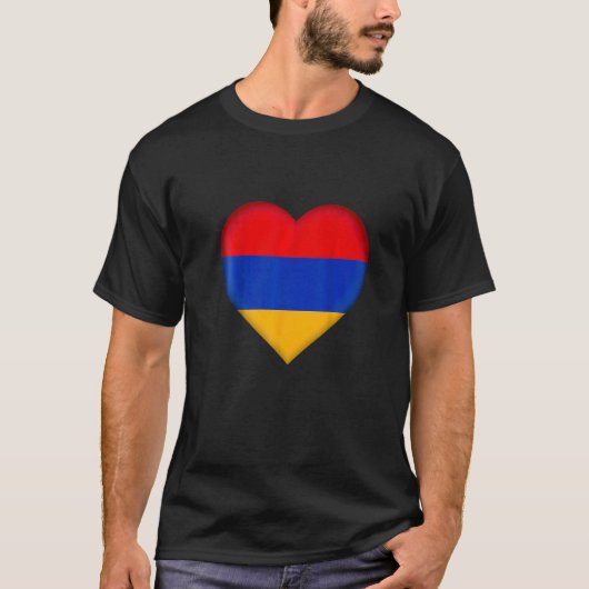 I Love Armenia  Armenian Flag Heart Tシャツ (正面)