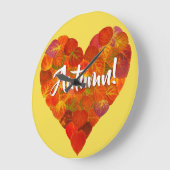 I Love Autumn, – 赤はっきりした《植物》アスペンリーフハート1 ラージ壁時計 (傾斜)