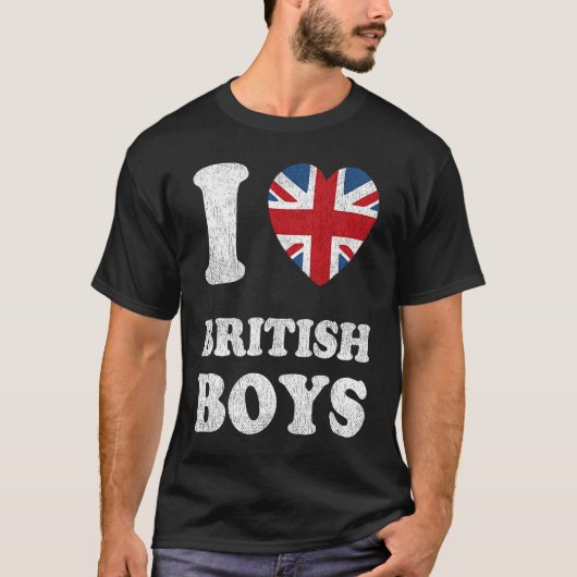 I Love British Boys UK Union Jack Heart Flag Tシャツ (正面)
