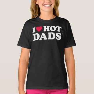 I Love Hot Dads Essential T-Shirt Tシャツ