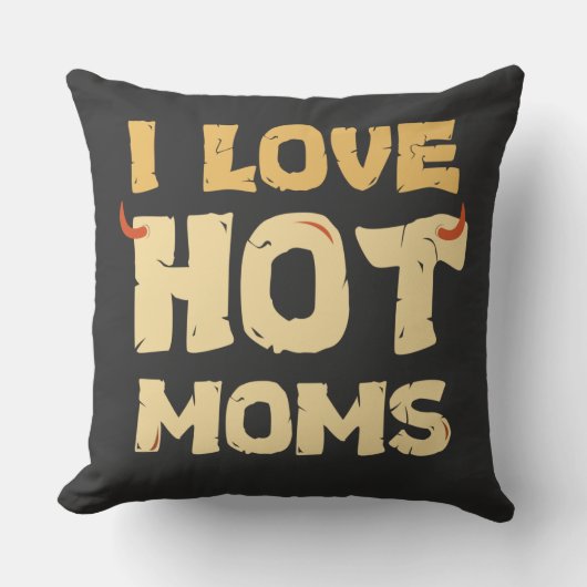 I LOVE HOT MOMS  クッション (正面)
