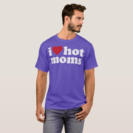 I Love Hot Moms Tシャツ (正面フル)