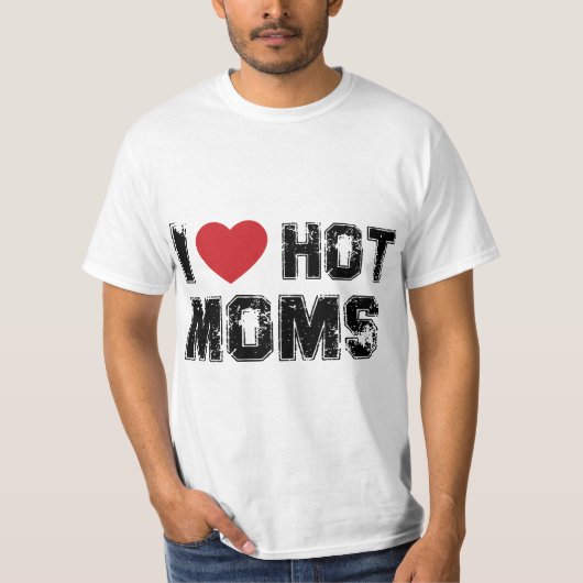 I Love Hot Moms Virginity Duncan Rocks Danny Funny Tシャツ (正面)