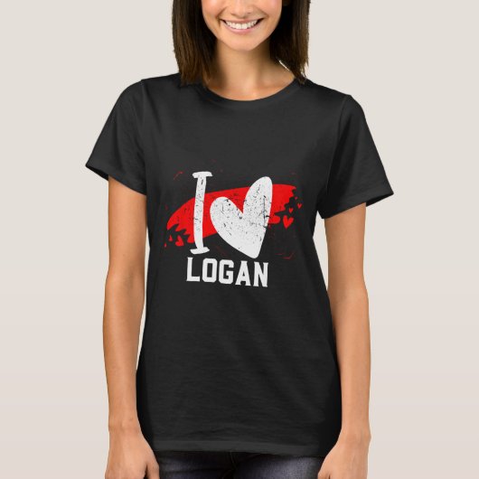 I Love Logan I Heart Logan  Tシャツ (正面)