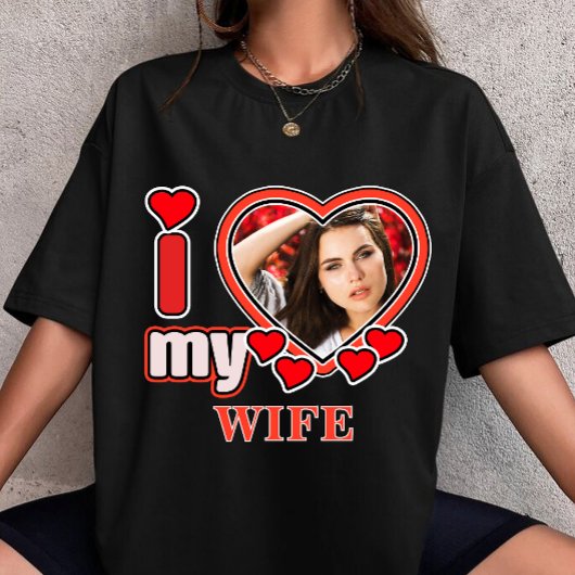I Love My Wife Personalized Valentines Day Heart Tシャツ