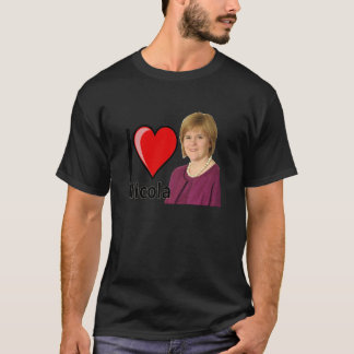 I Love Nicola Sturgeon Essential  Tシャツ