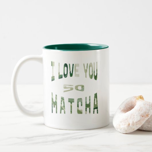I Love you so Matcha - Matcha Typografie ツートーンマグカップ (ドーナツ)