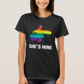 I m Hers Rainbow Lesbian Couple LGBT Pride Matchin Tシャツ (正面)