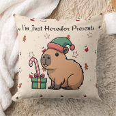 I’m Just Here for the Presents | Cute Capybara Chr クッション (ブランケット)