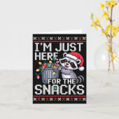 I’m Just Here For The Snacks Raccoon Christmas Ugl カード (黄色い花)