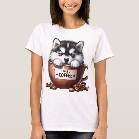 I NEED COFFEE AND AN ALASKAN MALAMUTE DOG Tシャツ (正面)