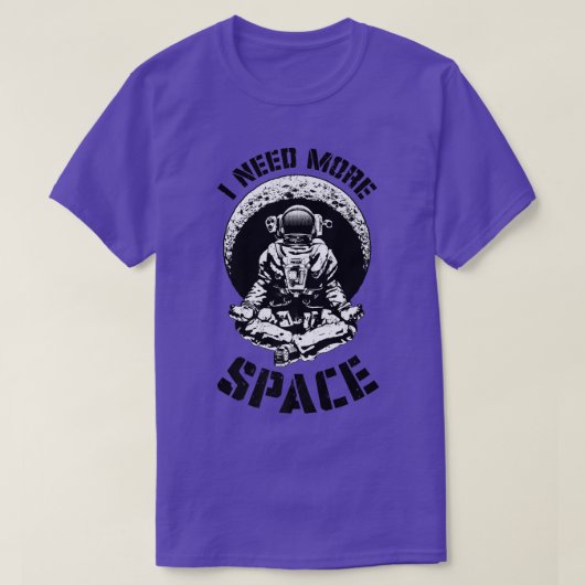 I Need More Space Yoga Astronaut Funny Retro Scien Tシャツ (デザイン正面)