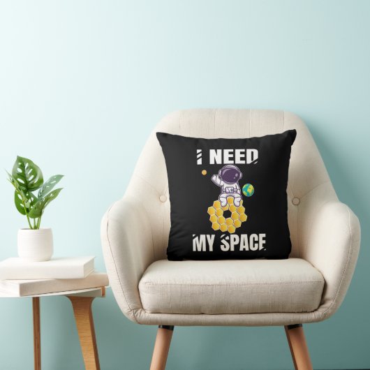 I Need My Space – Simpático astronauta espacial クッション (椅子)
